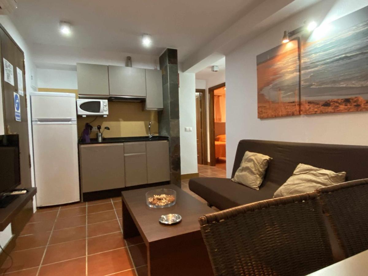 Apartamento Con Aire Acondicionado Muy Cerca De La Cadiz Exterior photo